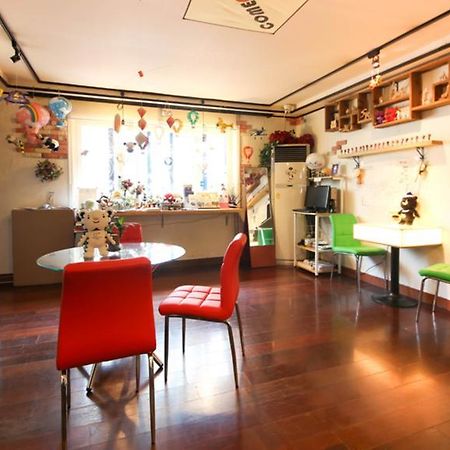 Comeinn Guesthouse Hongdae - Female Only Seul Zewnętrze zdjęcie